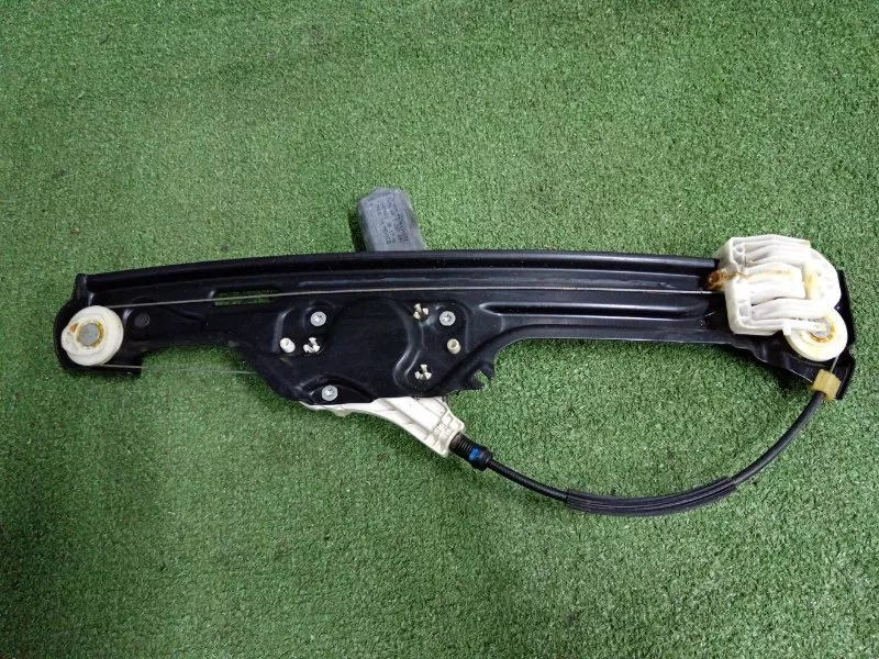 Стеклоподъемник BMW X5 2008 51357166381 E70, задний левый