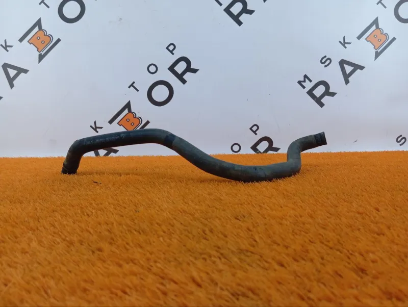 Патрубок радиатора