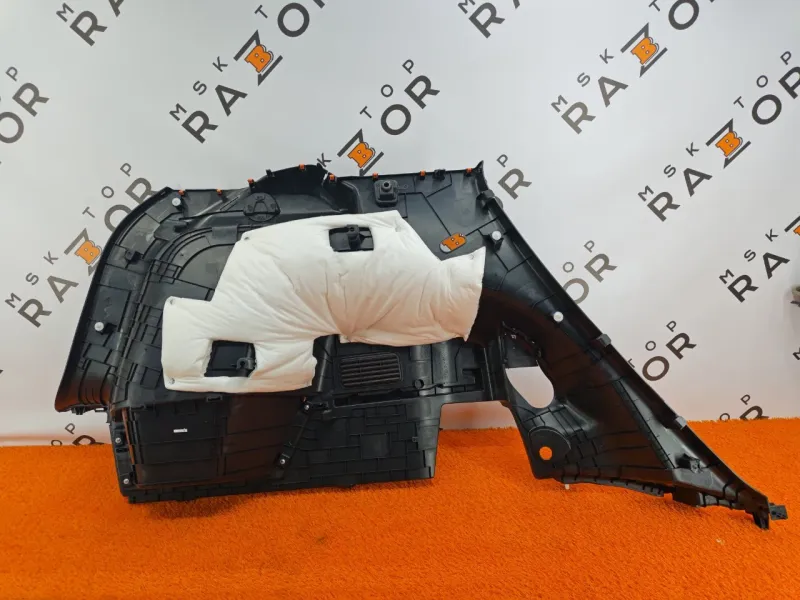 Обшивка багажника