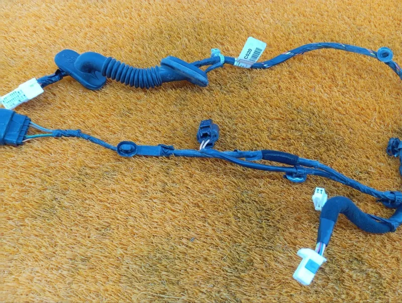 Проводка двери