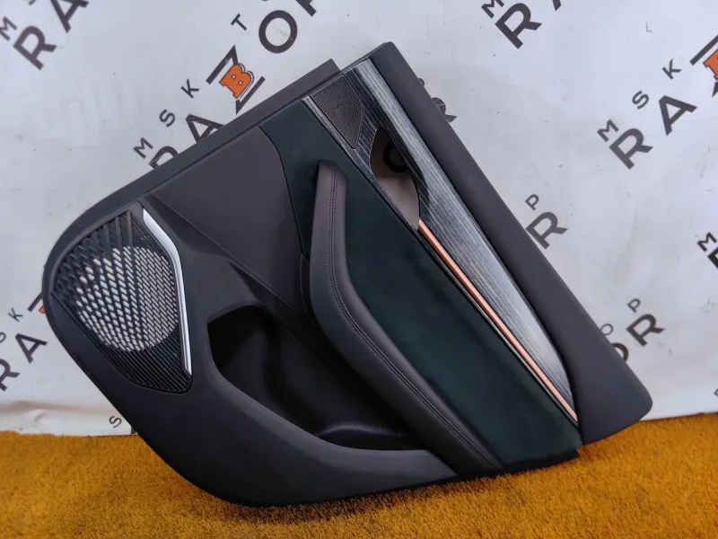 Обшивка двери