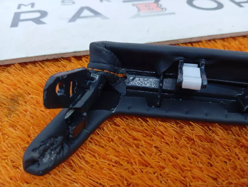 Декоративная накладка торпедо