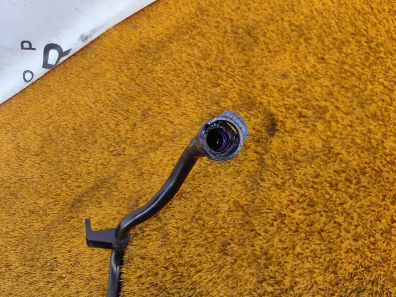 Трубка системы охлаждения