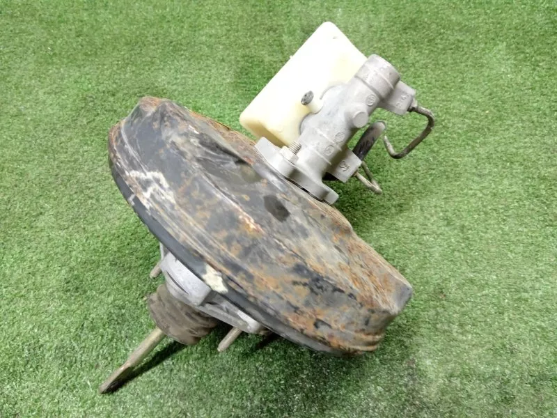 Главный тормозной цилиндр