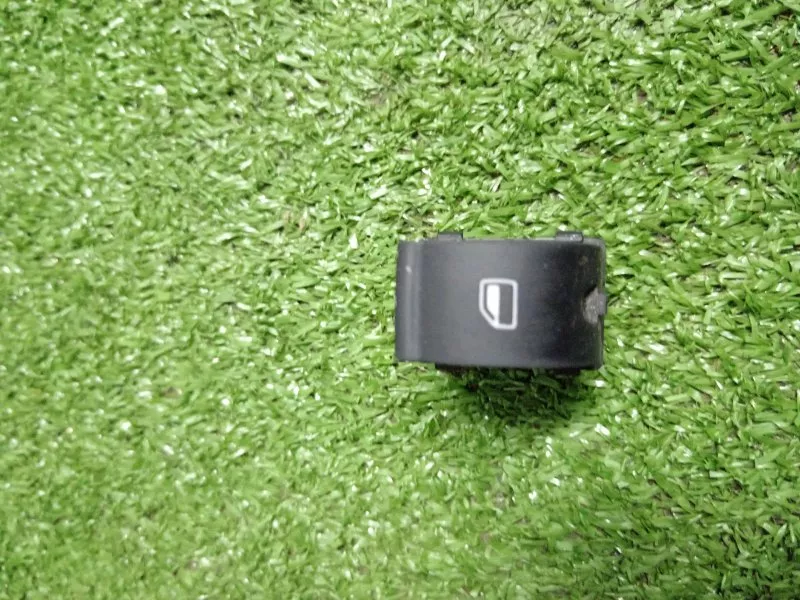 Кнопка стеклоподъемника