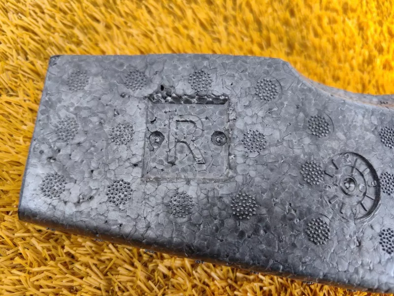 Уплотнитель багажника