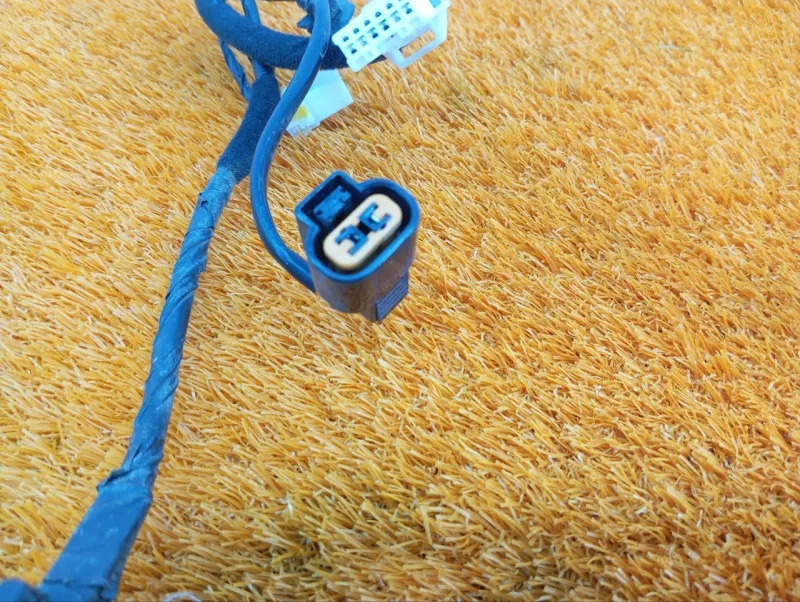 Проводка двери