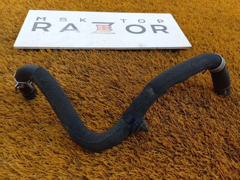 Патрубок отопителя