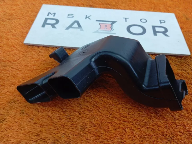 Воздуховод отопителя