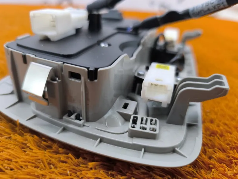 Плафон салона