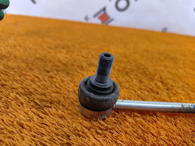 Стойка стабилизатора