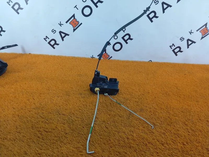 Замок двери