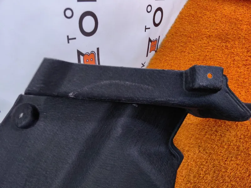 Обшивка багажника