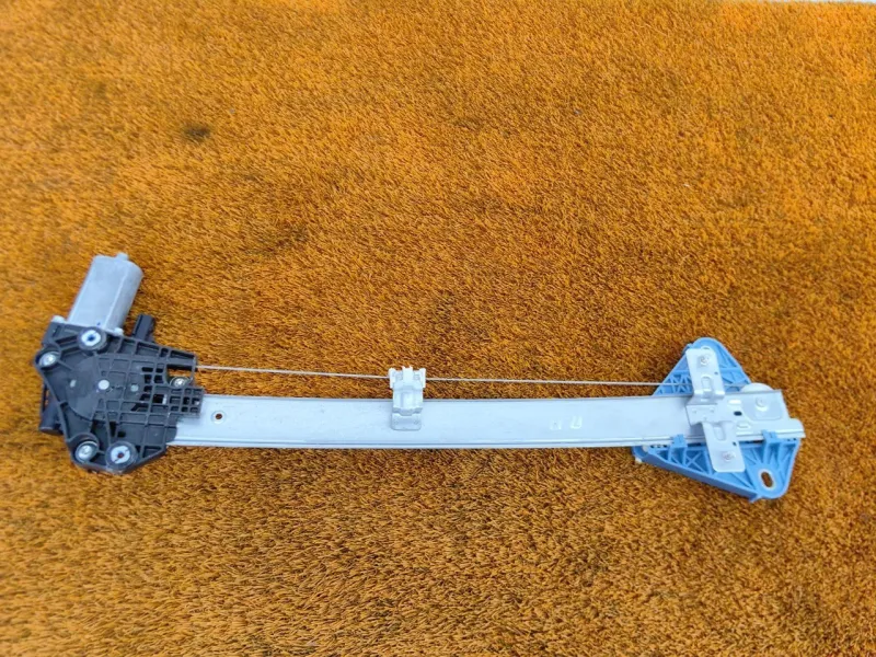 Стеклоподъемник