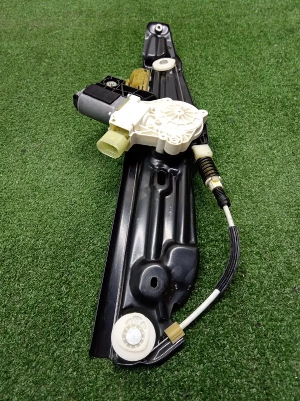 Стеклоподъемник BMW 5-Series 2010 942888100 F10, задний левый