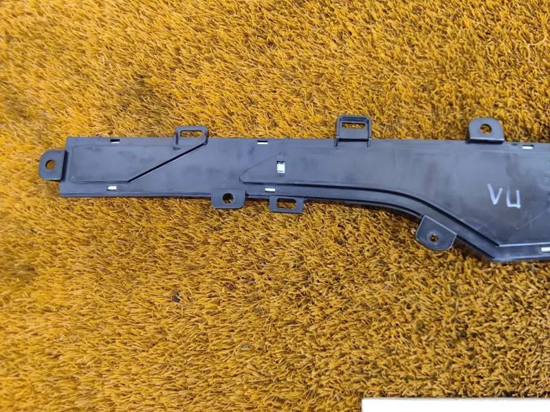 Накладка обшивки двери