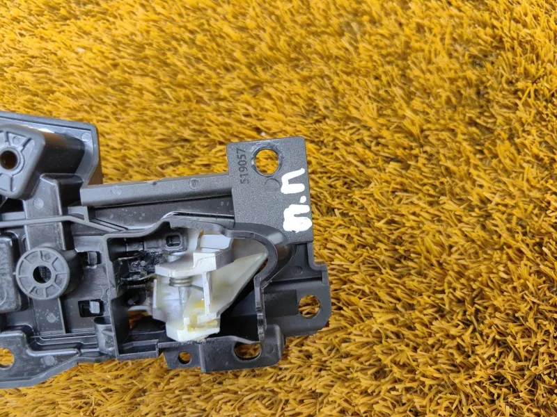 Ручка двери внутренняя