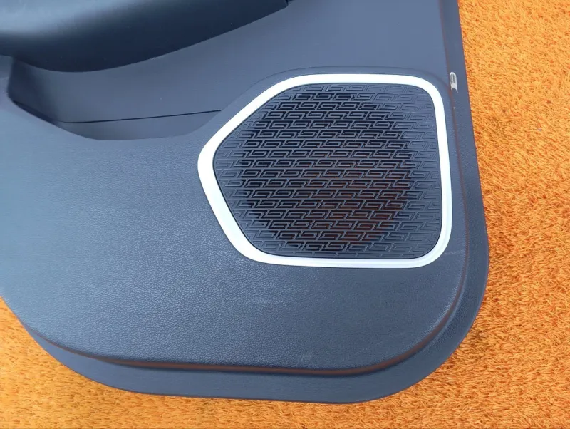 Обшивка двери