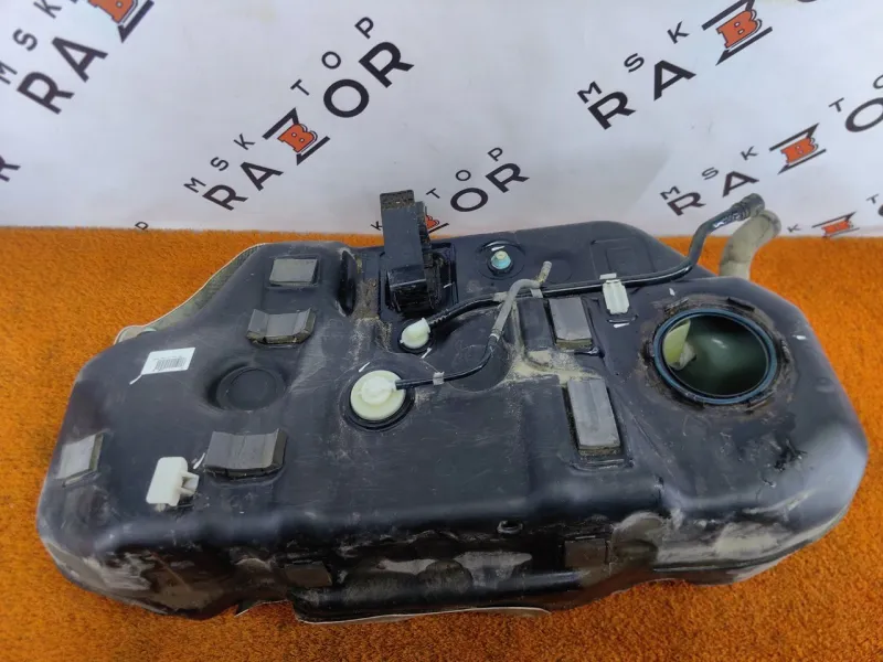 Бак топливный