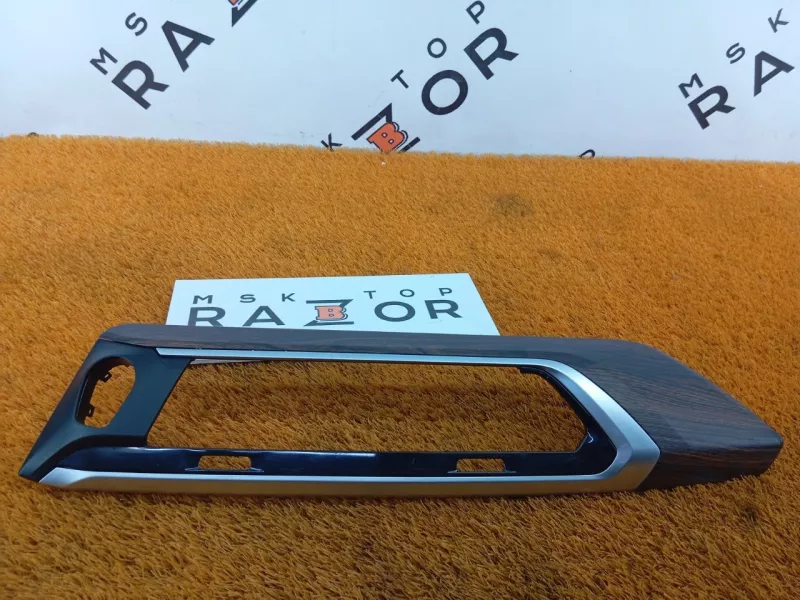 Накладка на торпедо