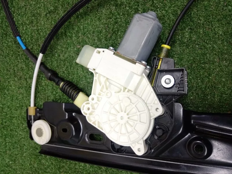 Стеклоподъемник BMW 5-Series 2012 51337182131 F10, передний левый