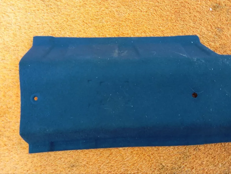 Обшивка багажника