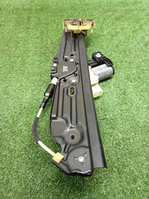 Стеклоподъемник BMW 5-Series 2011 942888100 F10, задний левый