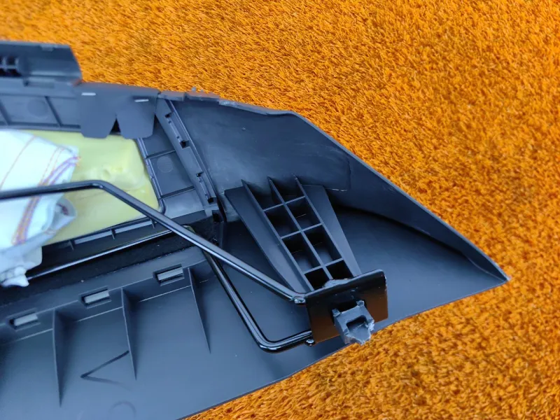 Подушка безопасности пассажира