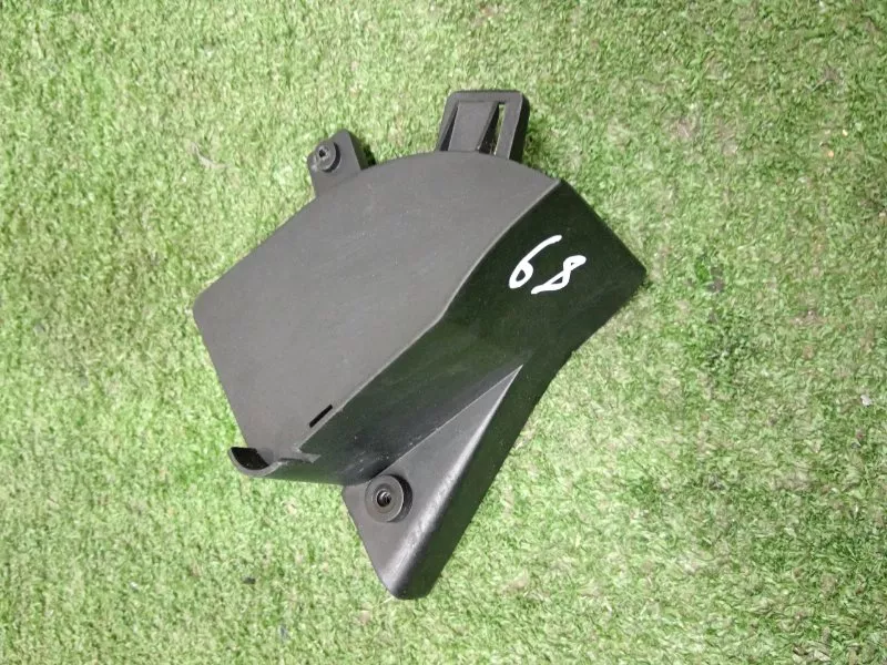 Накладка замка багажника