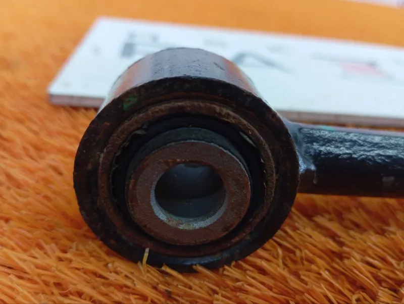 Рычаг подвески