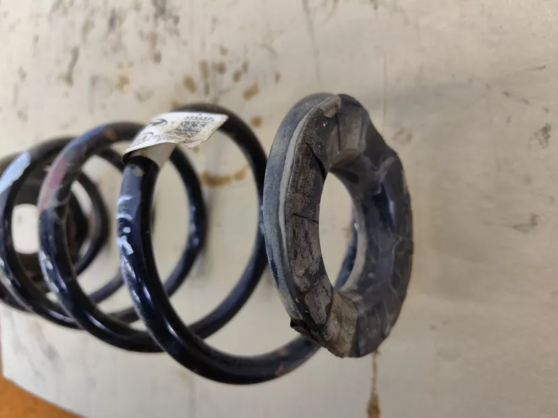 Пружина подвески