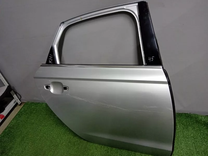 Дверь Audi A6 2011 4G5833052 C7, задняя правая