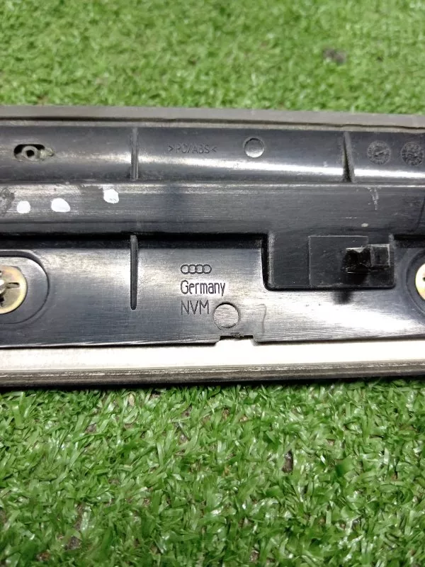 Накладка двери декоративная