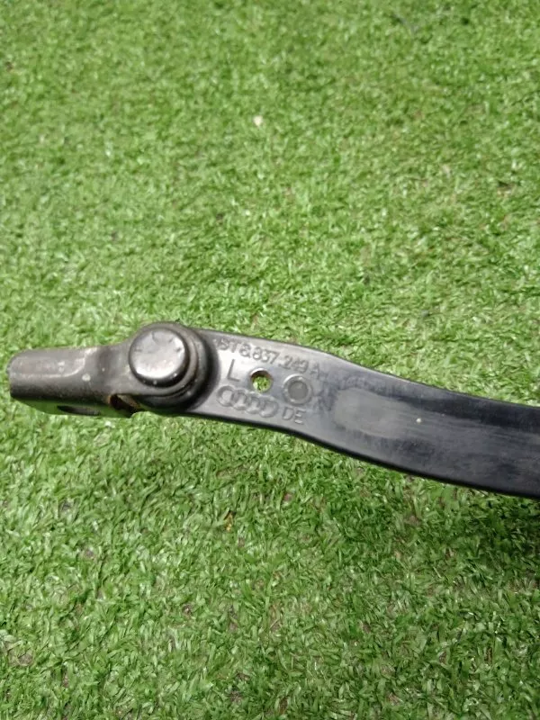 Ограничитель двери