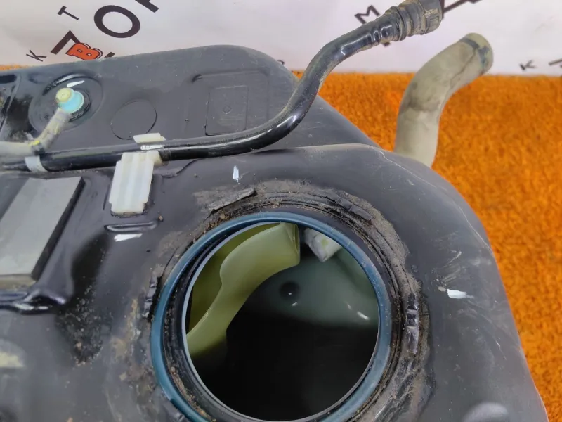 Бак топливный