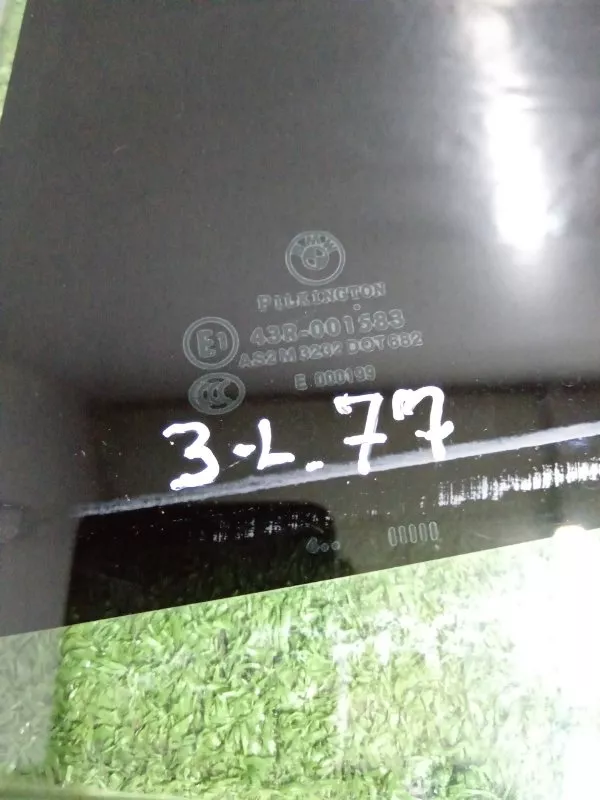 Стекло двери BMW 1-Series 2004 51357136003 E87, заднее левое