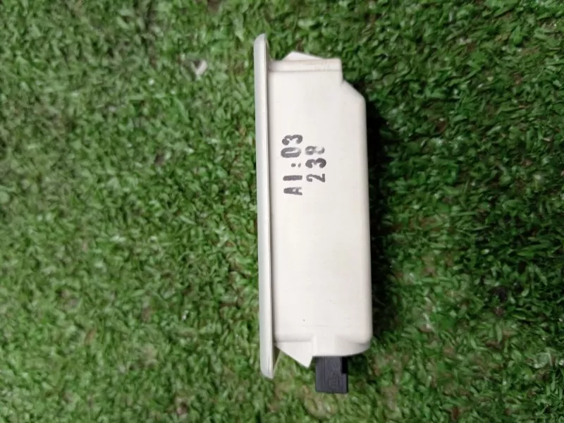 Плафон освещения багажника