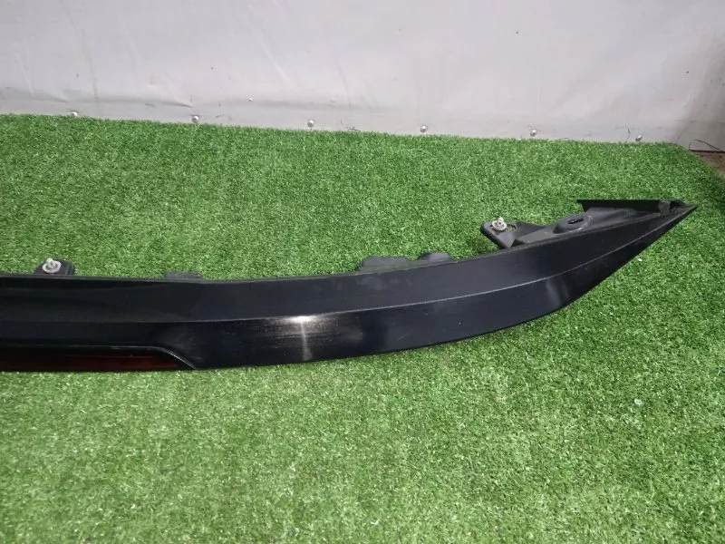 Кронштейн спойлера двери багажника