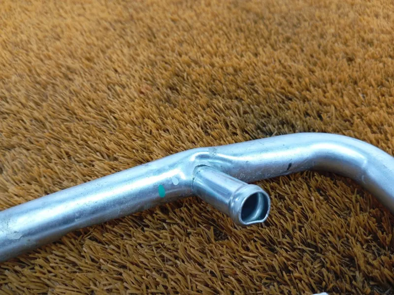 Трубка системы охлаждения