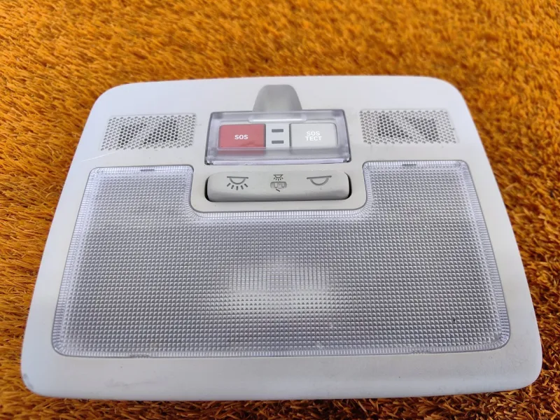 Плафон салона