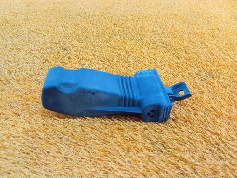 Ограничитель двери