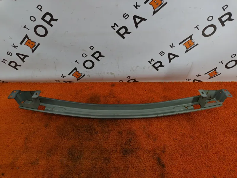 Усилитель бампера