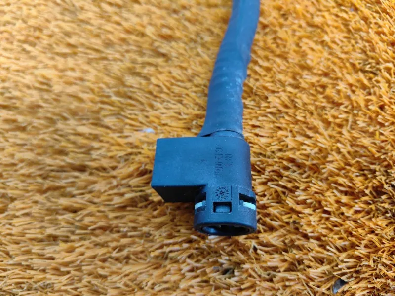 Трубка картерных газов