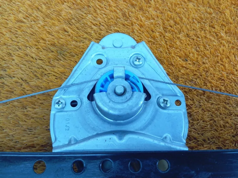 Стеклоподъемник