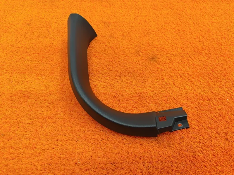 Обшивка багажника