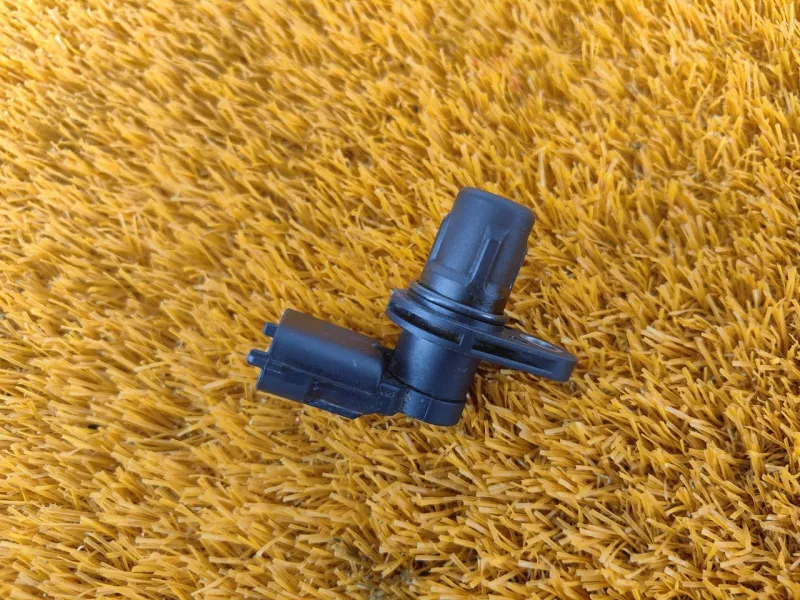 Датчик положения распредвала