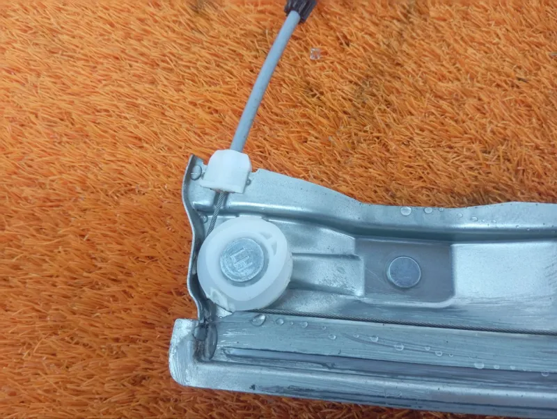 Стеклоподъемник