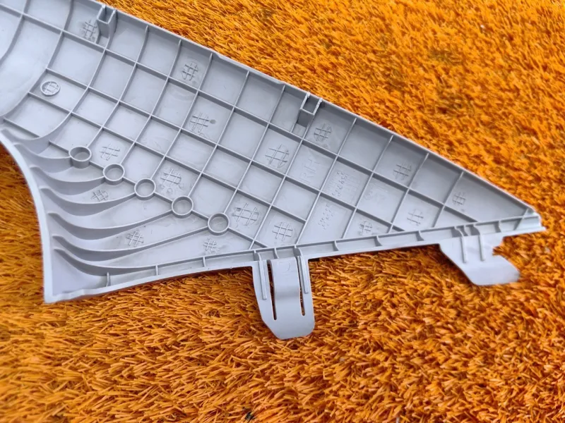 Накладка на стойку кузова