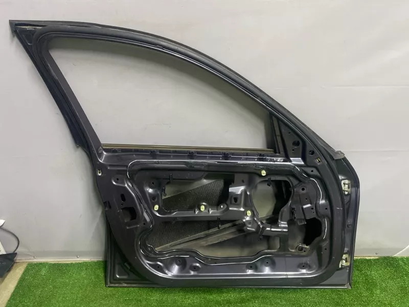 Дверь BMW 3-Series 2005 41007203643 E90, передняя левая