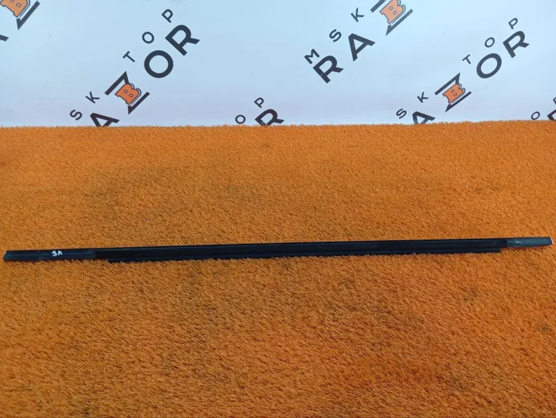 Молдинг стекла